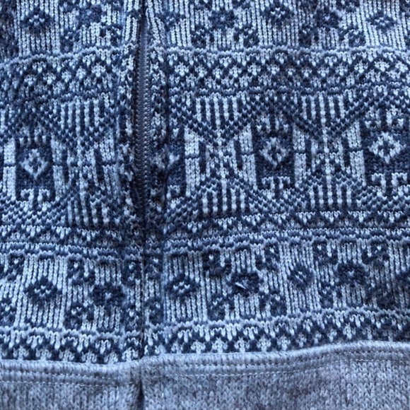 *RARe* Patagonia zip up hoodie - Picture 2 of 5